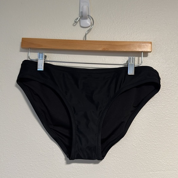J. Crew Classic full-coverage bikini bottoms in Black - Picture 5 of 9